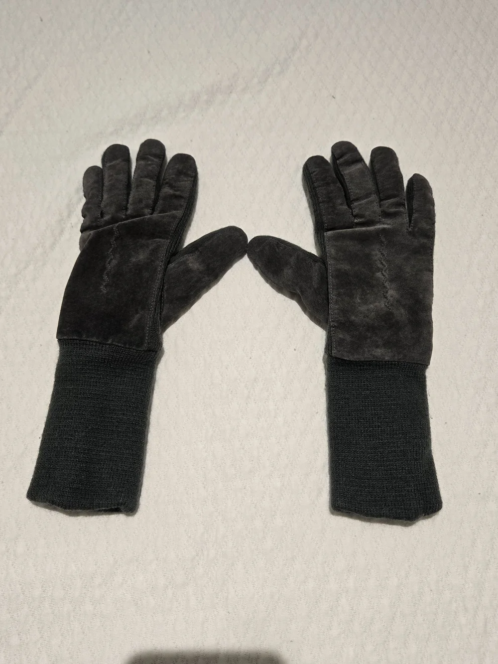 Preloved Leather Suede Gloves